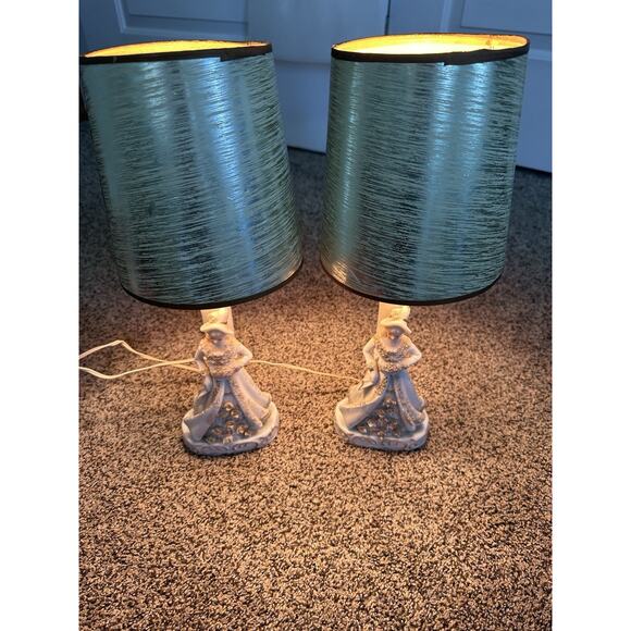 Porcelain Boudoir Table Lamp White And Gold Woman Figurine Vintage Set Of 2 15” - Picture 7 of 7